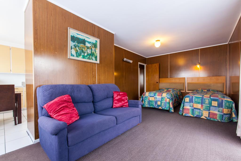 Sunset Lodge Motel Taupaki Номер фото